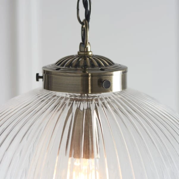 Vogue Lighting Vogue Glass College Pendant Fitting 5 Vogue Lighting Vogue Glass College Pendant Fitting - Image 5