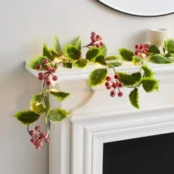 Dunelm Green Leaf And Berry LED String Lights